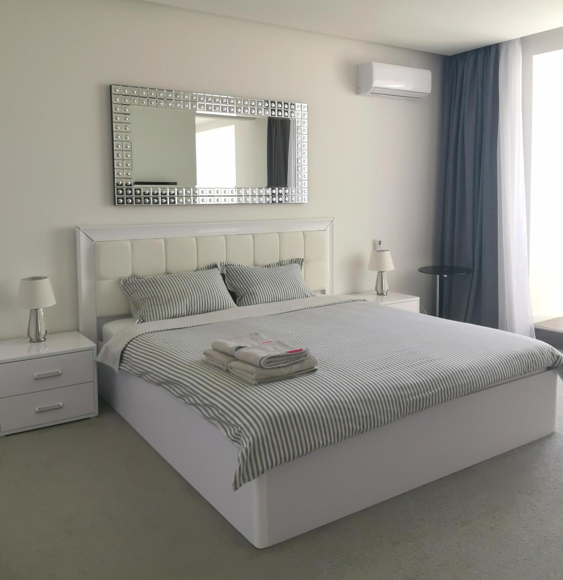 Stylish Riverside Apartments In Riviera Complex Mykolajiv Buitenkant foto